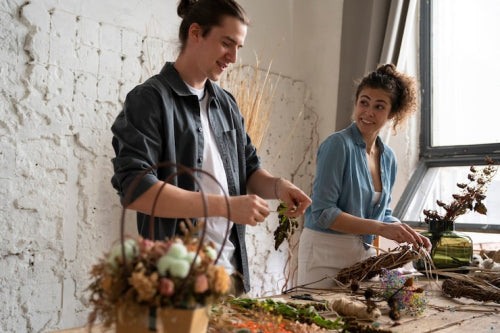 Collaborative Efforts Advance Eco-Materials in Painters' Kits