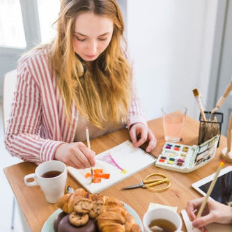 Craft Supplies Adapt to Evolving Artistic Techniques