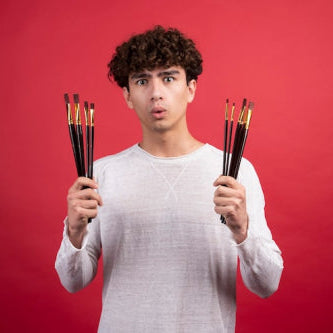 How to Choose Paint Brushes for Precise Edge Work