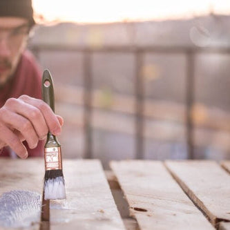 How Weather Surface Type and Paint Sheen Change the Tools You Need for a Job