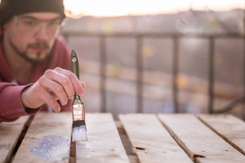 How Weather Surface Type and Paint Sheen Change the Tools You Need for a Job