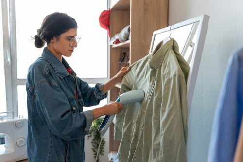 Canvas vs Plastic Drop Cloths Which Offers Better Protection on Active Job Sites