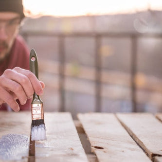 Canadian YouTube Tutorials Promote Paint Scrapers for Surface Preparation