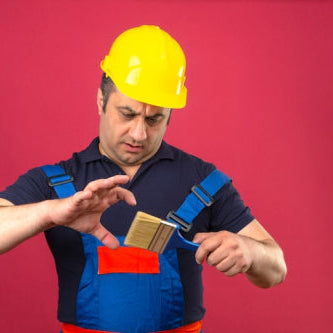 Canadian Contractors Adopt Advanced Paint Scraper Designs