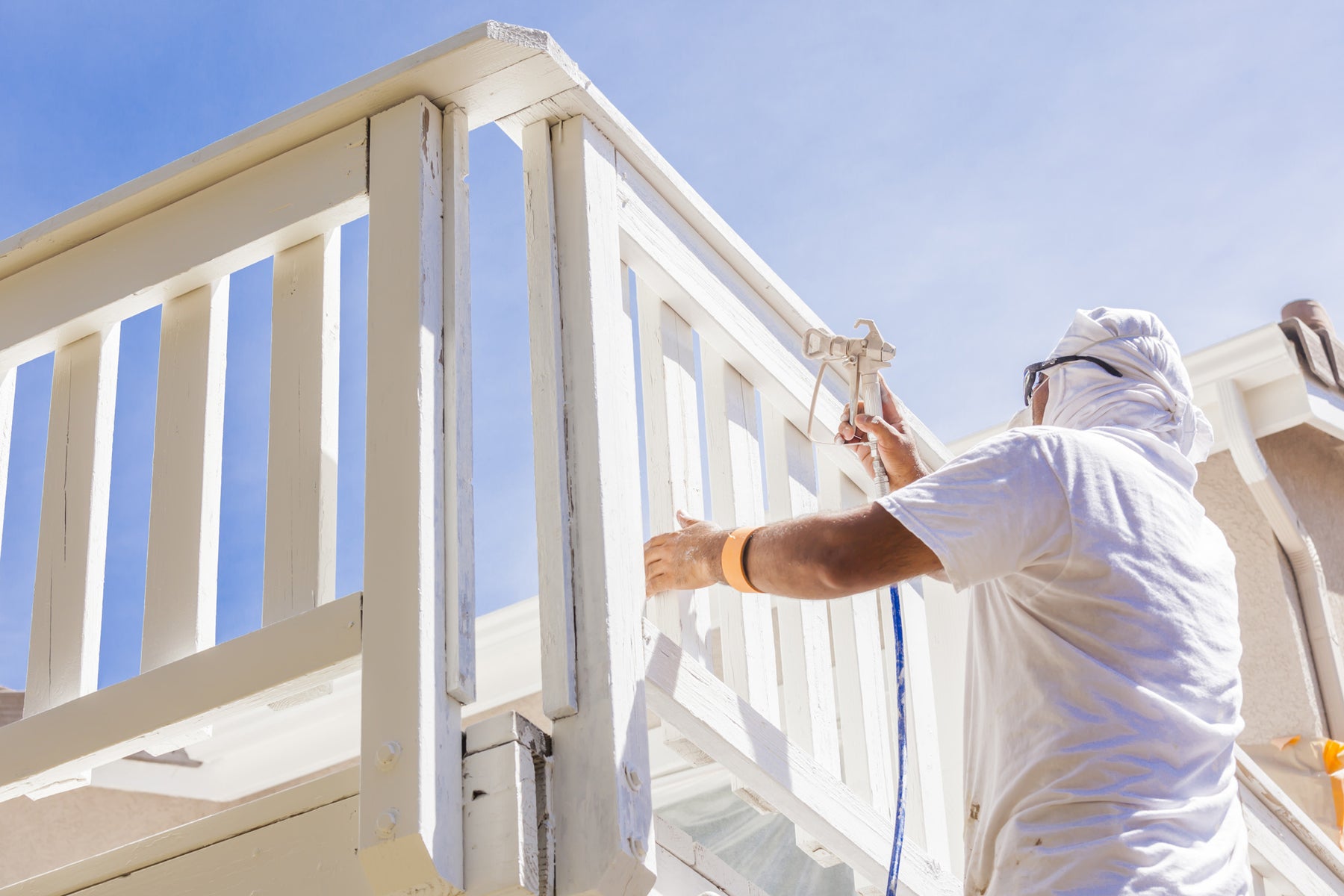 The Dangers of Painting in High Humidity or Extreme Temperatures