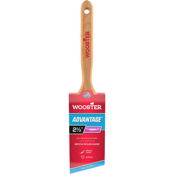 Wooster 4731 2-1/2" Advantage Angle Sash Brush