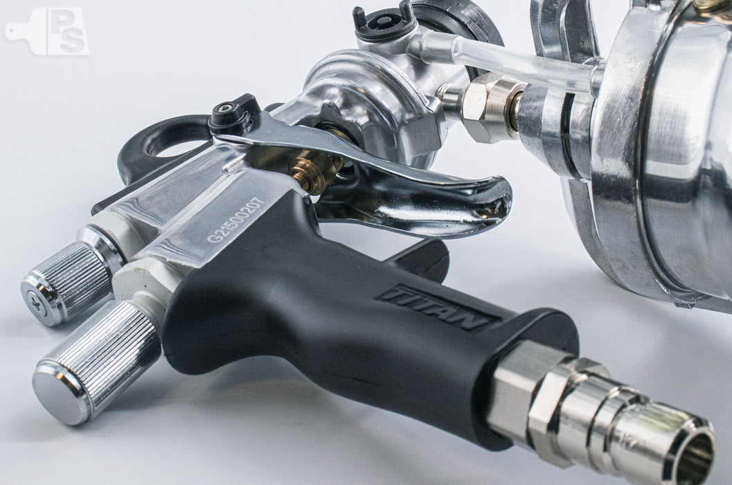Titan 0524027 Maxum Elite HVLP Pressure Fed 1-qt Cup Gun w/#3 Pro Set Needle Set - close up 1